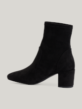 Bild von Stiefeletten aus Wildleder