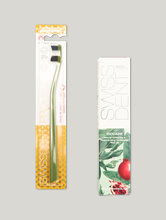 Bild von Swissdent feat. Maison Mollerus Travel Set