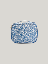 Bild von Necessaire FEA