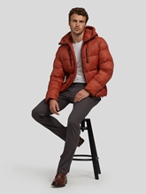 Bild von Jacke mit recycleter Sorona-Füllung