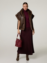 Bild von Reversible Weste aus Kunstfell