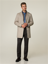 Bild von Wollmantel mit Blende