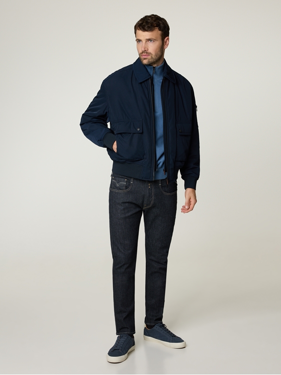 Bild von Replay, Hugo Boss